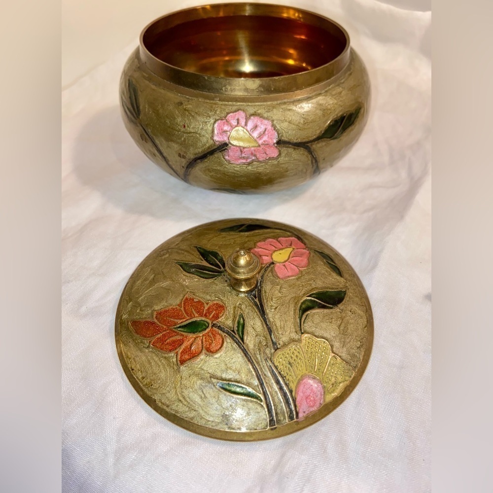 Vintage Brass enameled hand painted floral golden Bowl with lid - Picture 5 of 15